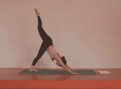 Caderas & Suelo pélvico | Vinyasa Yoga Fluido